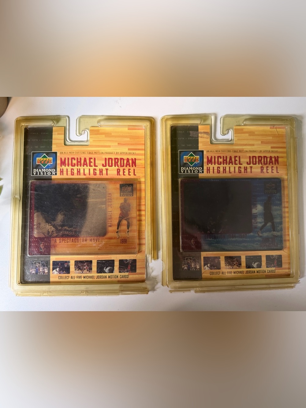 2pc lot Michael Jordan Upperdeck Highlight Reel Evolution /Spectacular Move